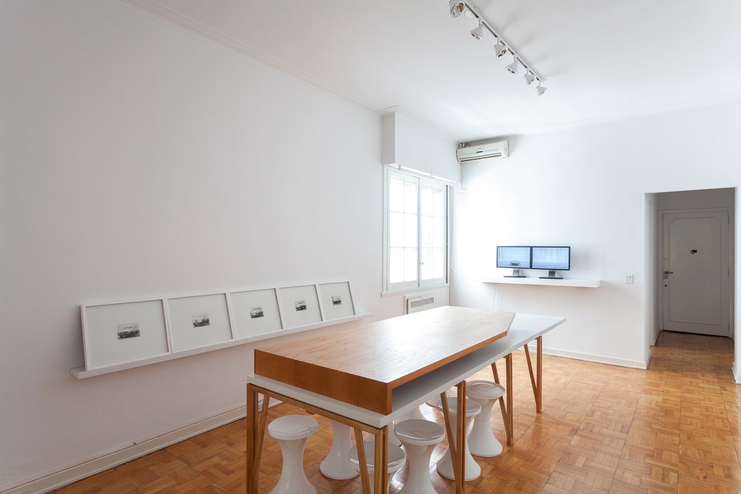 Milagros de la Torre - 1412 - Sala viewroom 4 - Rolfart